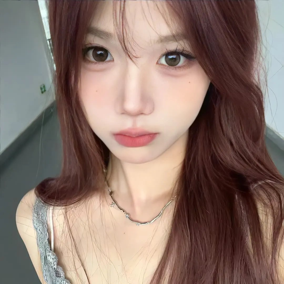 风华尽敛为谁藏